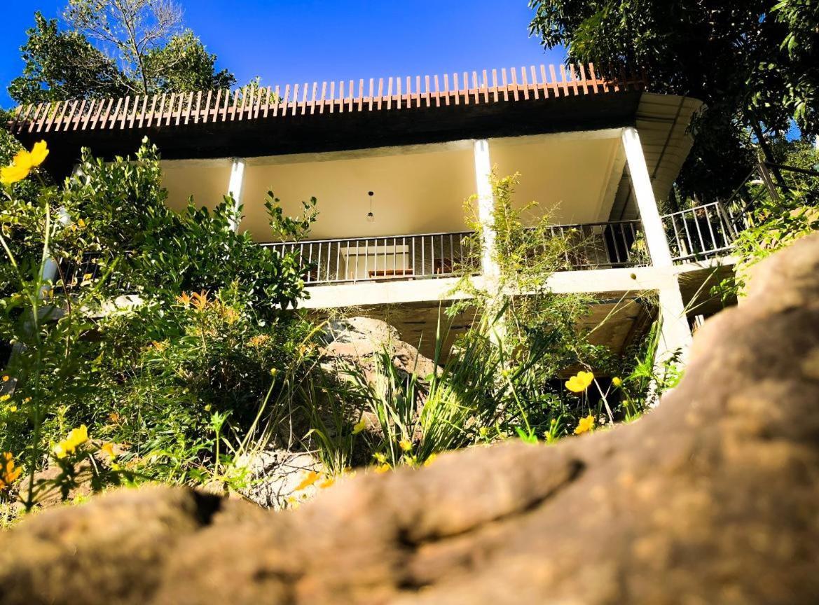 Nature Green Hotels On Rock Home Ella Exteriér fotografie